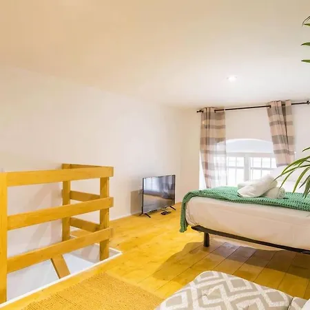 La Pierre Blanche Appartement *